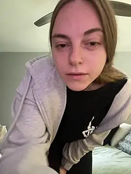 jaseyrae online show from November 25, 2025, 4:40 pm