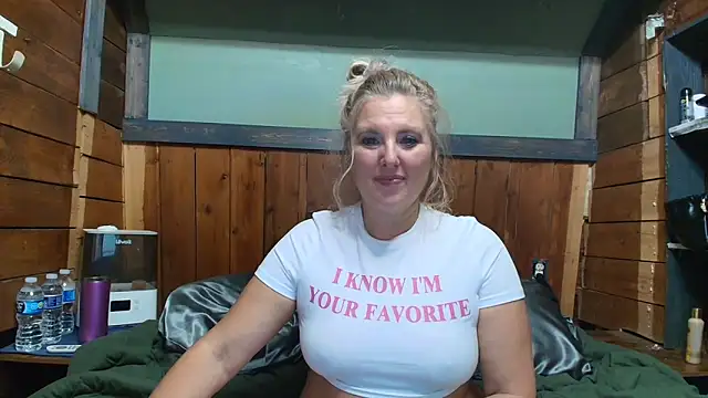 lisaxlovexxx online show from March 11, 2026, 4:17 am