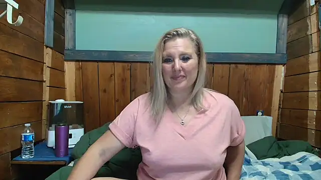 lisaxlovexxx online show from March 2, 2026, 5:08 am