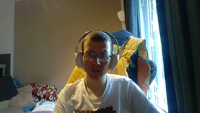 David250692 online show from March 23, 2026, 7:41 am