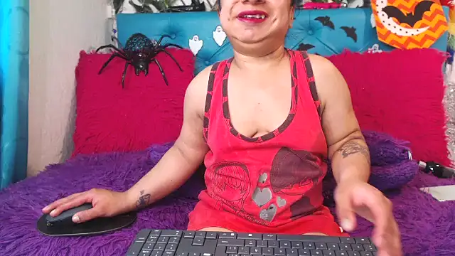 SARAWILLS online show from October 25, 2025, 2:39 pm