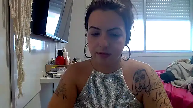 Snapshot of chelbyy chatting on October 26, 2025, 7:36 pm chelbyy online show from October 26, 2025, 7:36 pm