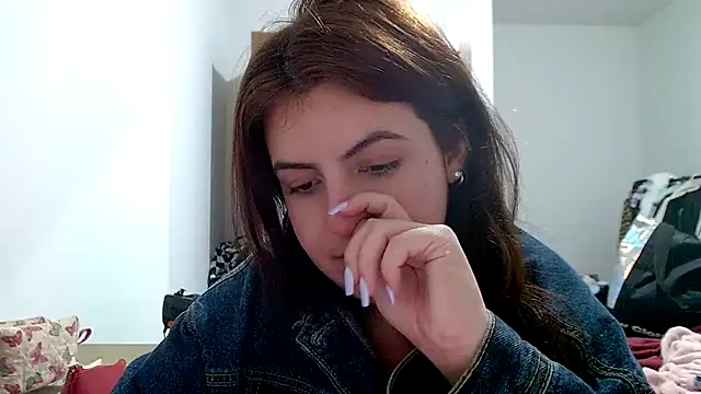 Snapshot of chelbyy chatting on November 7, 2025, 2:49 am chelbyy online show from November 7, 2025, 2:49 am