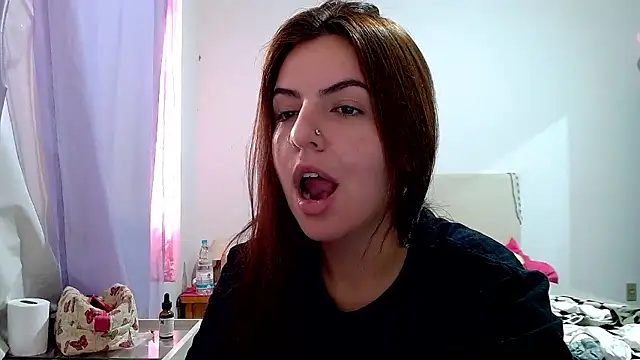 Snapshot of chelbyy chatting on January 12, 2026, 2:13 pm chelbyy online show from January 12, 2026, 2:13 pm