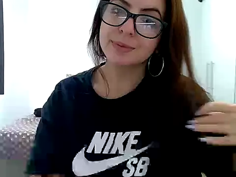 Snapshot of chelbyy chatting on November 2, 2025, 4:34 pm chelbyy online show from November 2, 2025, 4:34 pm