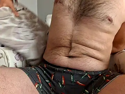 praqun2021 online show from November 20, 2025, 1:45 pm