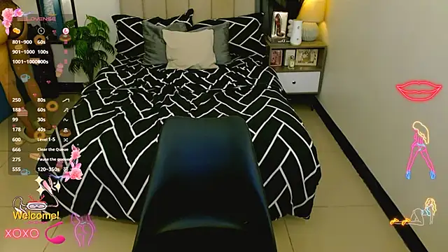 LUSCIOUSKIM online show from October 9, 2025, 3:18 am