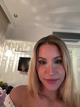 jasminesummer online show from October 25, 2025, 10:54 pm