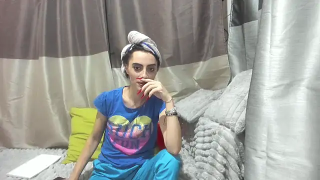 jessystarr online show from November 26, 2025, 7:03 pm