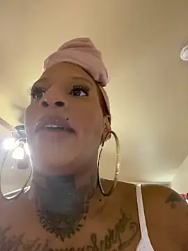 MzParker online show from June 9, 2026, 5:36 pm