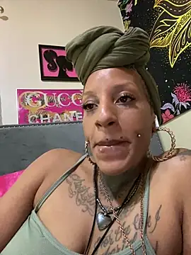 MzParker online show from March 4, 2025, 3:37 pm