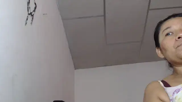 adrixxx38 online show from February 28, 2026, 8:52 pm