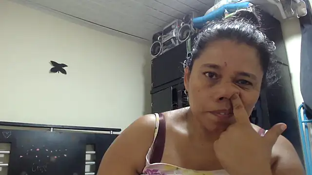adrixxx38 online show from May 15, 2026, 11:47 pm