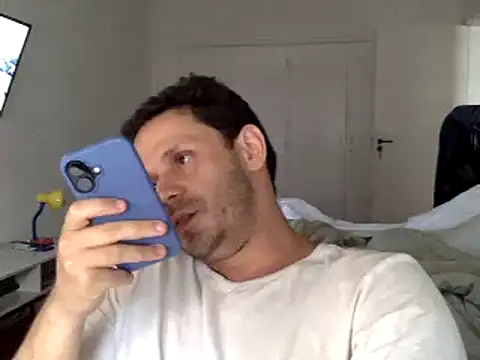 FelipeRiver online show from February 4, 2025, 8:17 pm