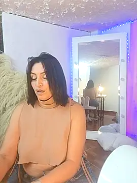 zullyxhot online show from November 9, 2025, 10:03 pm