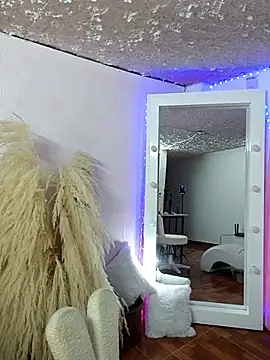 Snapshot of zullyxhot chatting on October 12, 2025, 8:54 pm zullyxhot online show from October 12, 2025, 8:54 pm