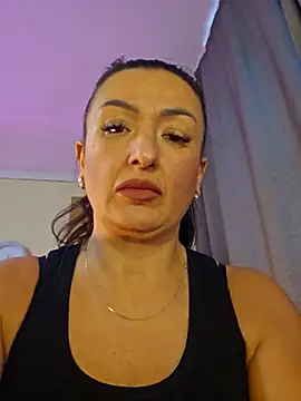 Hotangel75 online show from February 10, 2026, 9:41 am