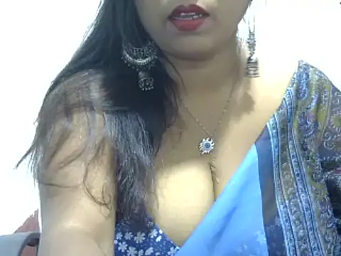 Snapshot of ROSEE_MERRYYYY chatting on March 18, 2025, 9:45 am ROSEE MERRYYYY online show from March 18, 2025, 9:45 am