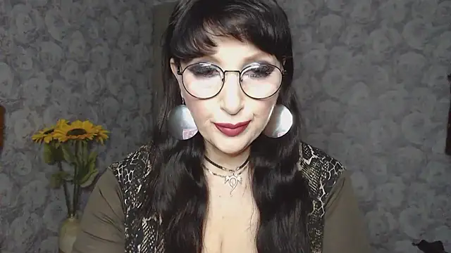 Snapshot of Aziza1 chatting on February 28, 2025, 9:01 pm Aziza1 online show from February 28, 2025, 9:01 pm