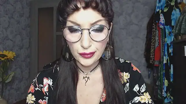 Aziza1 online show from March 10, 2026, 2:32 pm