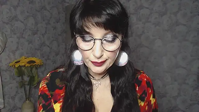 Snapshot of Aziza1 chatting on March 7, 2025, 8:00 pm Aziza1 online show from March 7, 2025, 8:00 pm