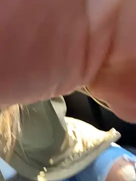 Etwas neugierig online show from March 7, 2025, 10:46 am