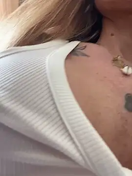 Etwas neugierig online show from March 21, 2025, 9:56 am