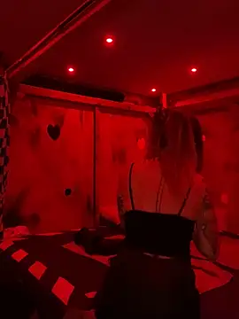 Etwas neugierig online show from October 23, 2025, 3:10 pm