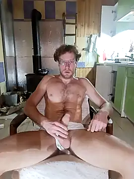 yatshen online show from February 5, 2026, 1:01 am