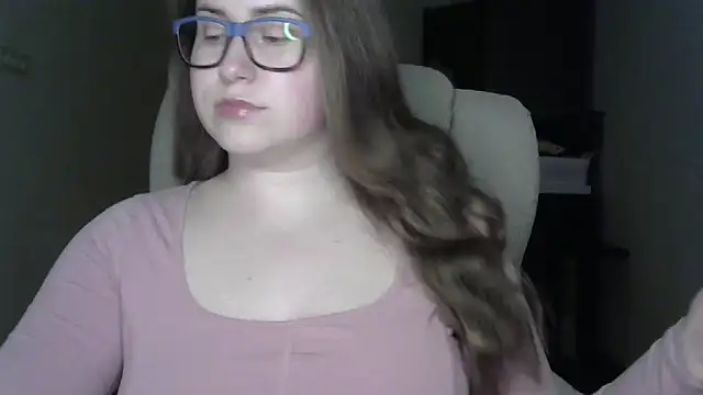 SeasonalSomeone online show from June 15, 2026, 10:42 pm