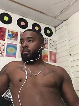 livepro online show from November 10, 2025, 2:11 pm