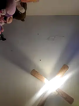 MaddyC6992 online show from December 18, 2024, 4:38 pm