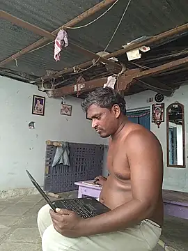 Snapshot of rohanhotguy chatting on February 25, 2026, 9:20 am rohanhotguy online show from February 25, 2026, 9:20 am