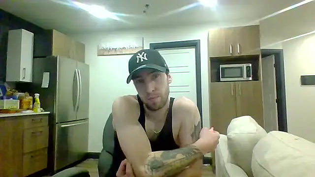 jijicool1 online show from December 22, 2025, 11:38 pm