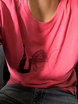 Snapshot of Leo_Big chatting on February 18, 2025, 11:55 am Leo Big online show from February 18, 2025, 11:55 am