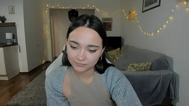 Tiffany Flynn online show from January 31, 2025, 6:47 pm