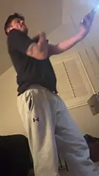 Snapshot of pussyaddict21 chatting on January 25, 2025, 5:18 am pussyaddict21 online show from January 25, 2025, 5:18 am