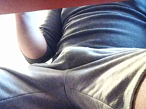 Snapshot of opreatiby chatting on March 7, 2025, 2:12 pm opreatiby online show from March 7, 2025, 2:12 pm