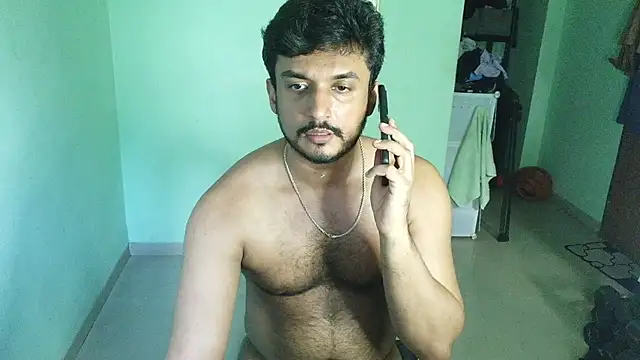 daringcutie online show from June 15, 2026, 4:56 am