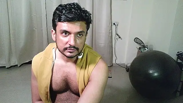 daringcutie online show from July 31, 2026, 6:38 pm