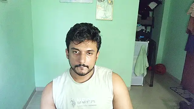 daringcutie online show from June 14, 2026, 5:08 am