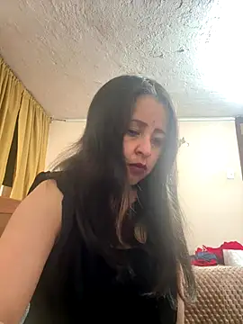 latinfemale online show from October 11, 2025, 1:39 am