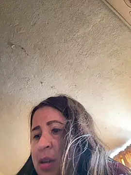 latinfemale online show from January 31, 2026, 7:12 pm