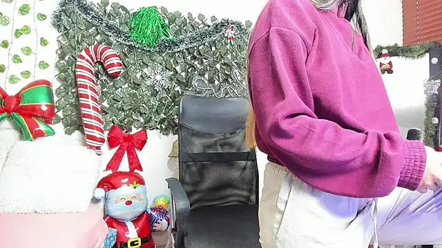 DestinyHills online show from December 20, 2025, 12:08 pm