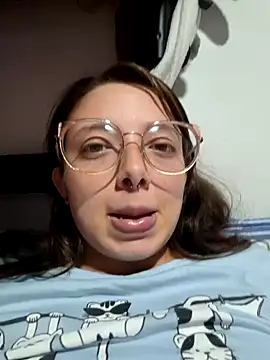 Snapshot of linda-schmidt chatting on February 11, 2026, 2:55 am linda-schmidt online show from February 11, 2026, 2:55 am