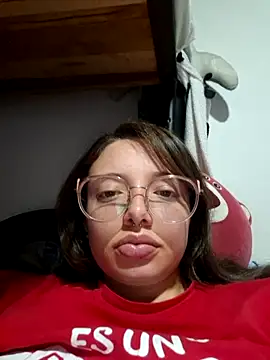 Snapshot of linda-schmidt chatting on February 6, 2026, 12:50 am linda-schmidt online show from February 6, 2026, 12:50 am