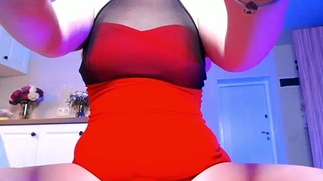 HotTiffani online show from September 19, 2025, 7:51 pm