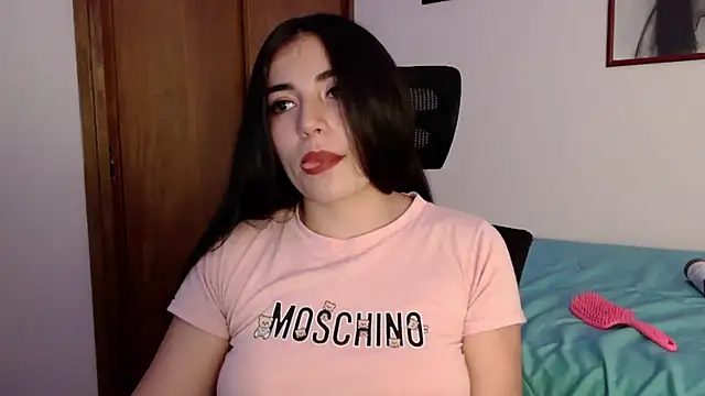 Snapshot of Honey_Aynur20 chatting on September 19, 2025, 9:30 pm Honey Aynur20 online show from September 19, 2025, 9:30 pm