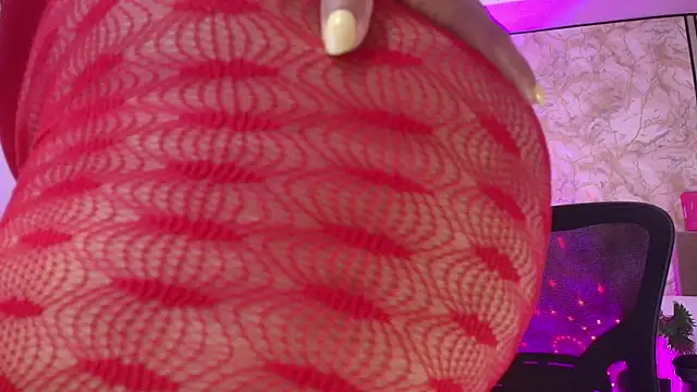 JuliRamirez online show from February 21, 2026, 12:29 pm