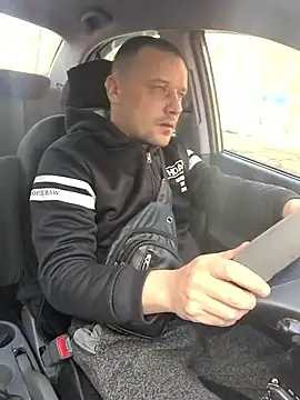 Snapshot of DanielOhCool chatting on March 2, 2026, 7:48 am DanielOhCool online show from March 2, 2026, 7:48 am